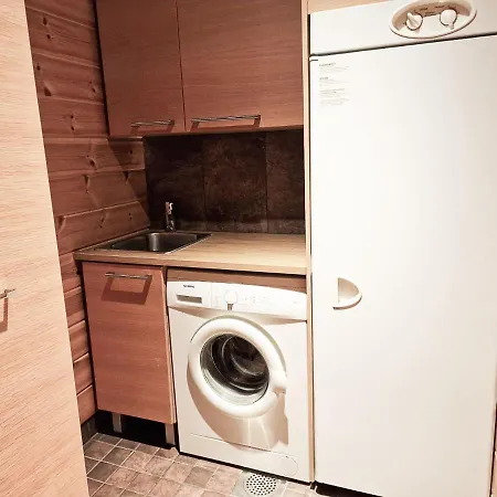 Lumikki - 8 Henkiloelle, Luoteis-himos Ski-in/out, 121m² * Jämsä